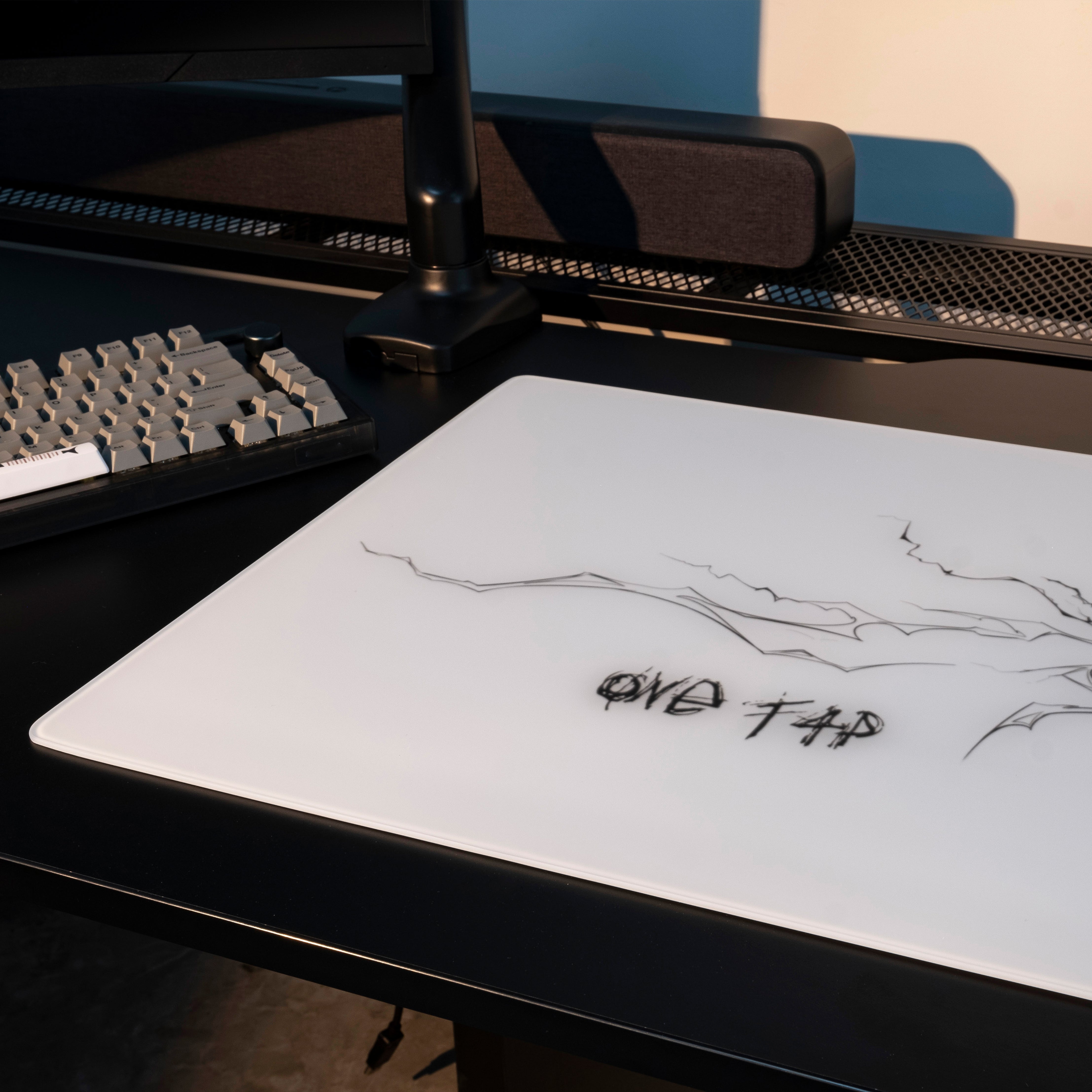 Dream Gamer 逐夢者 雷 Thunder スピード型 ガラスマウスパッド