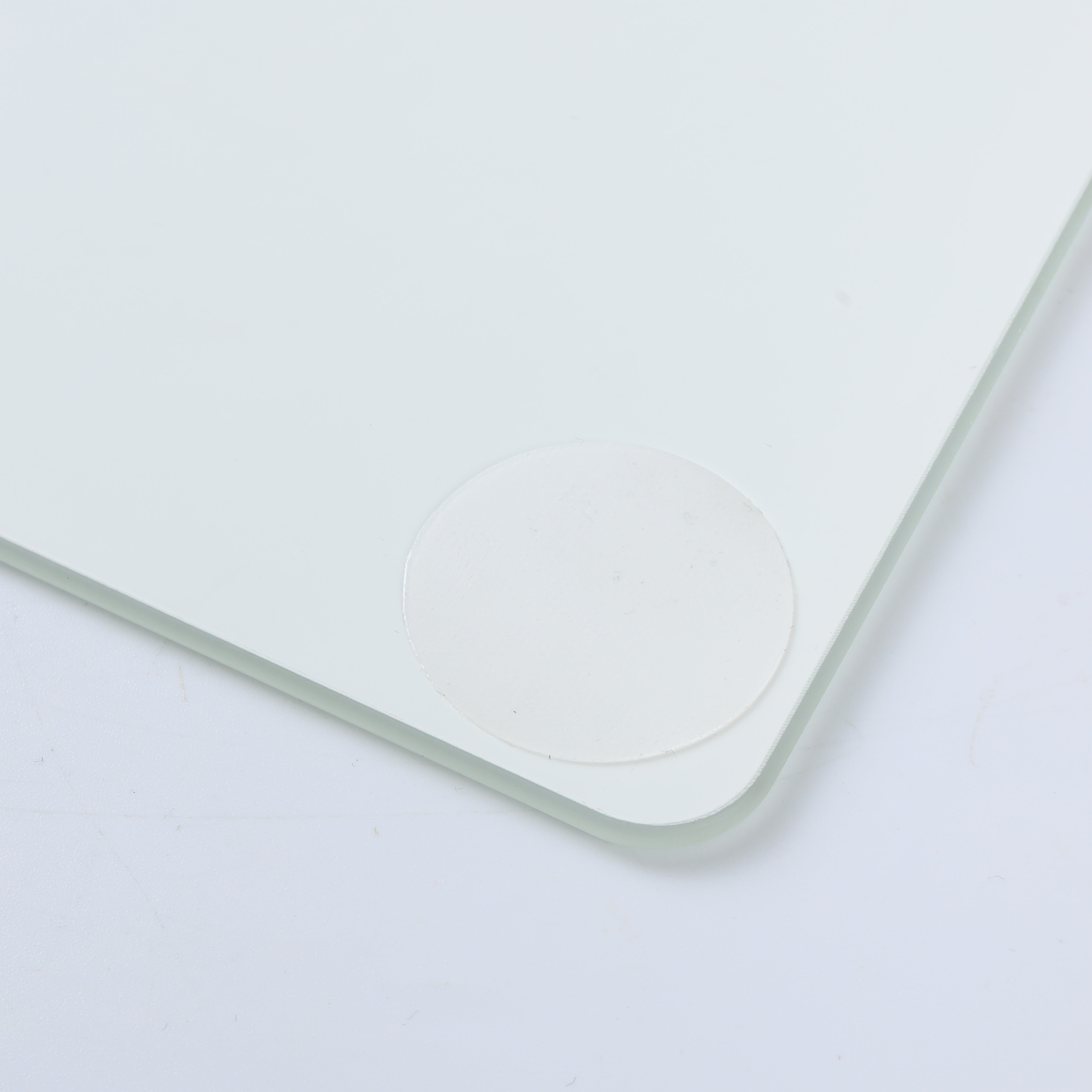 D-GLOW 影 コントロール型 ゲーミングガラスマウスパッド