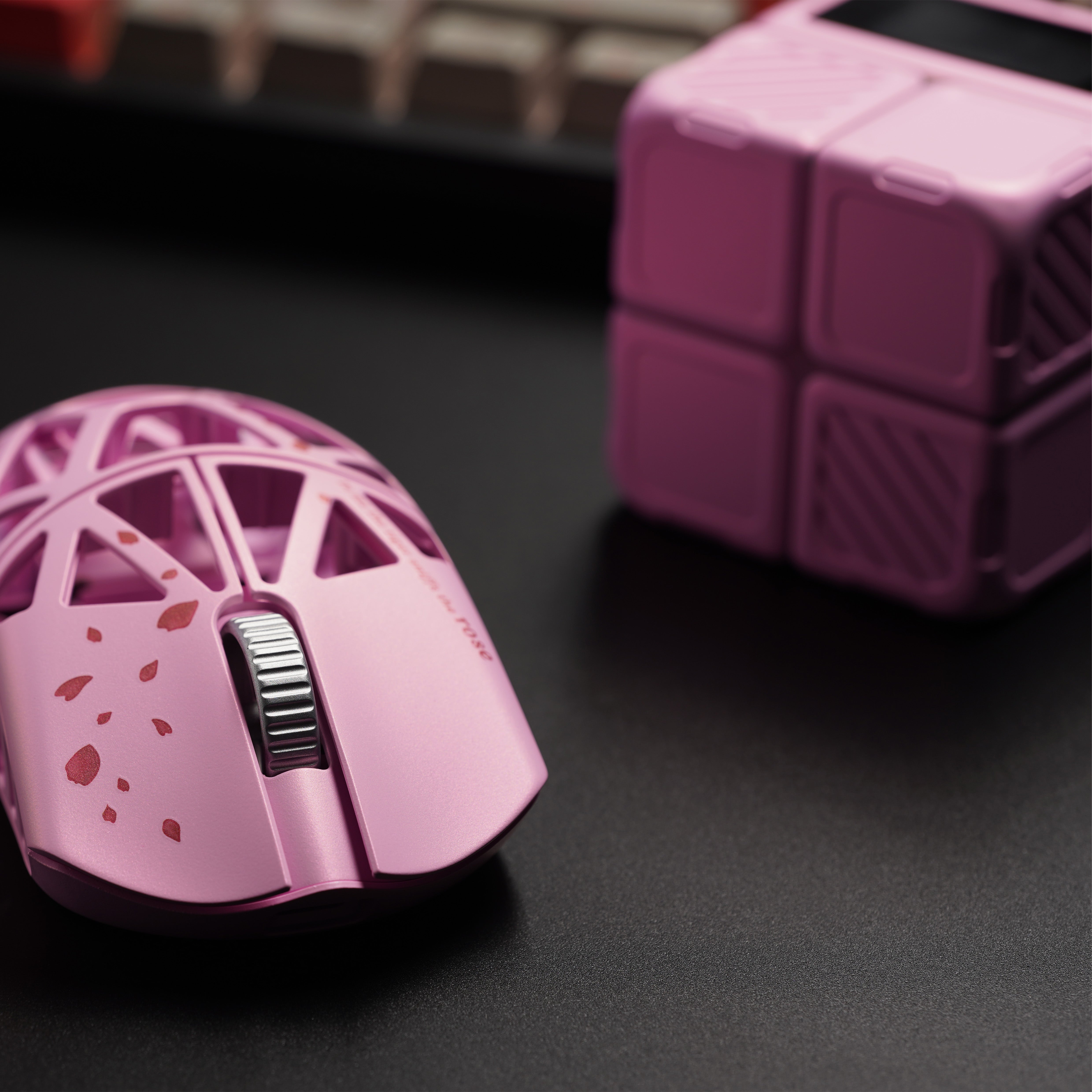 BEAST X ワイヤレスゲーミングマウスROSE(数量限定)